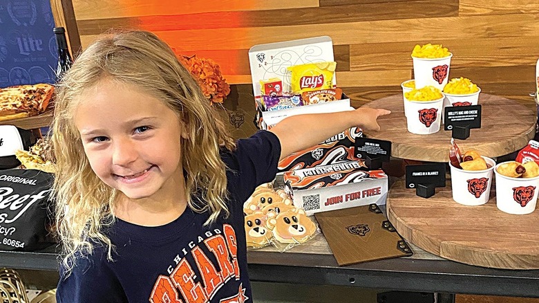 Molly and mac & cheese