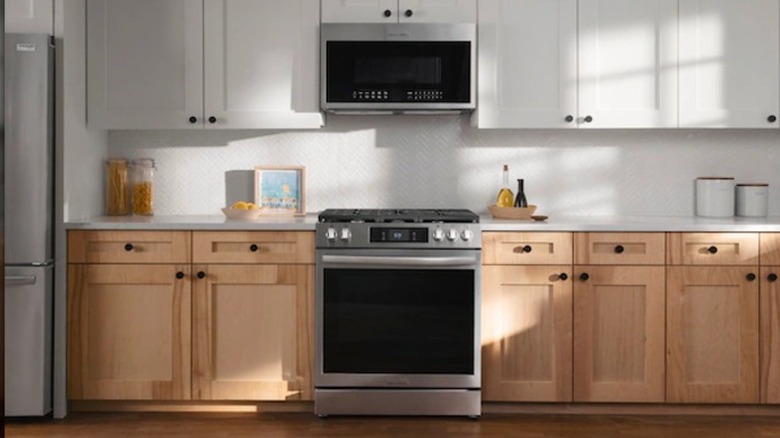 Fridgidaire over-the-range microwave in a kitchen