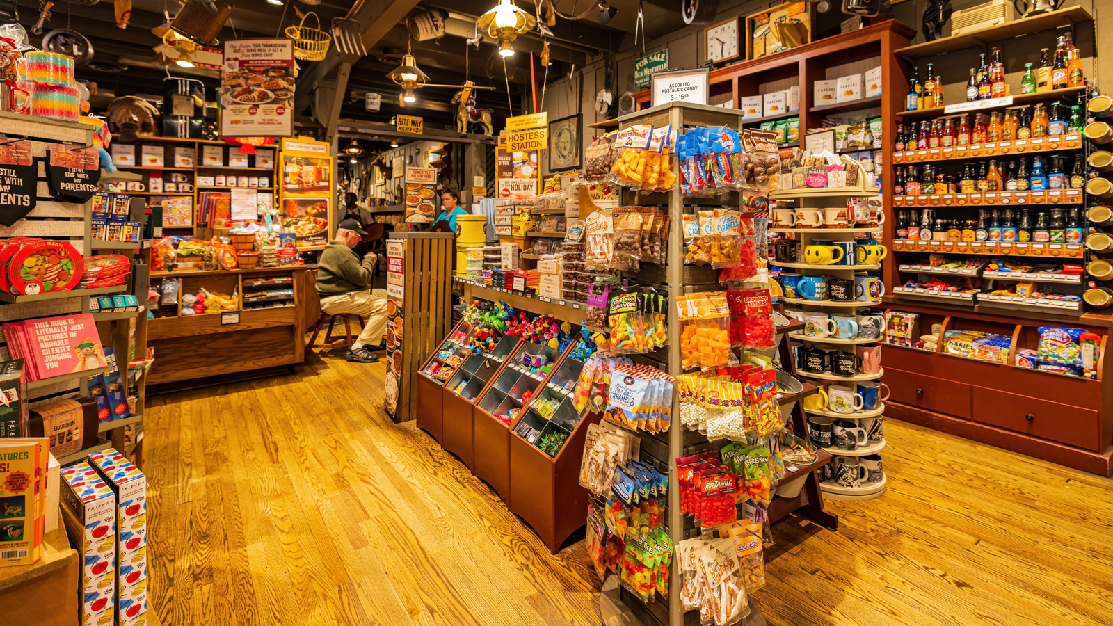 the-old-school-chain-restaurant-that-s-secretly-a-seasonal-decor-hotspot