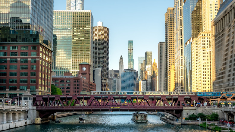 A portion of the Chicago skyline and the river that runs through it.