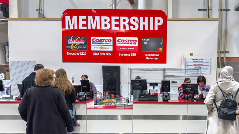 Costco membership desk