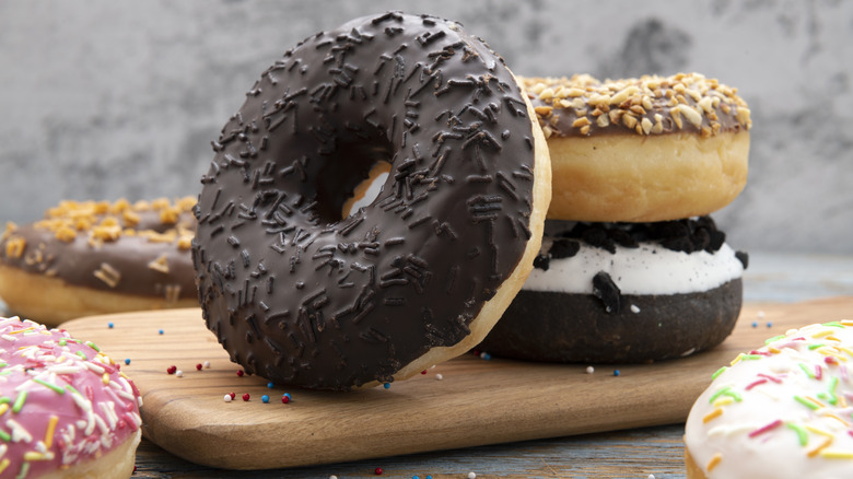 Assorted donut varieties