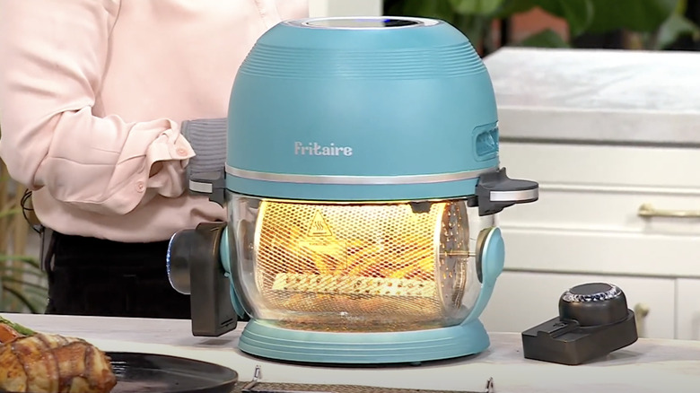 Blue Fritaire air fryer heating up fries