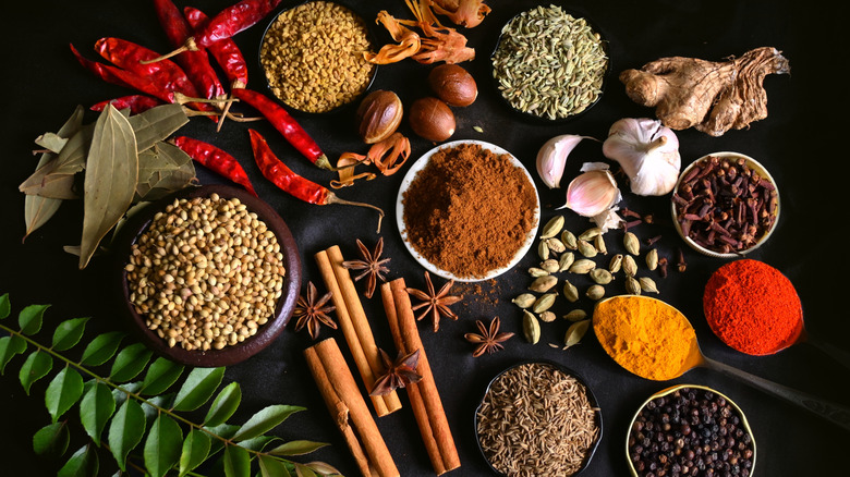 Whole and ground spices