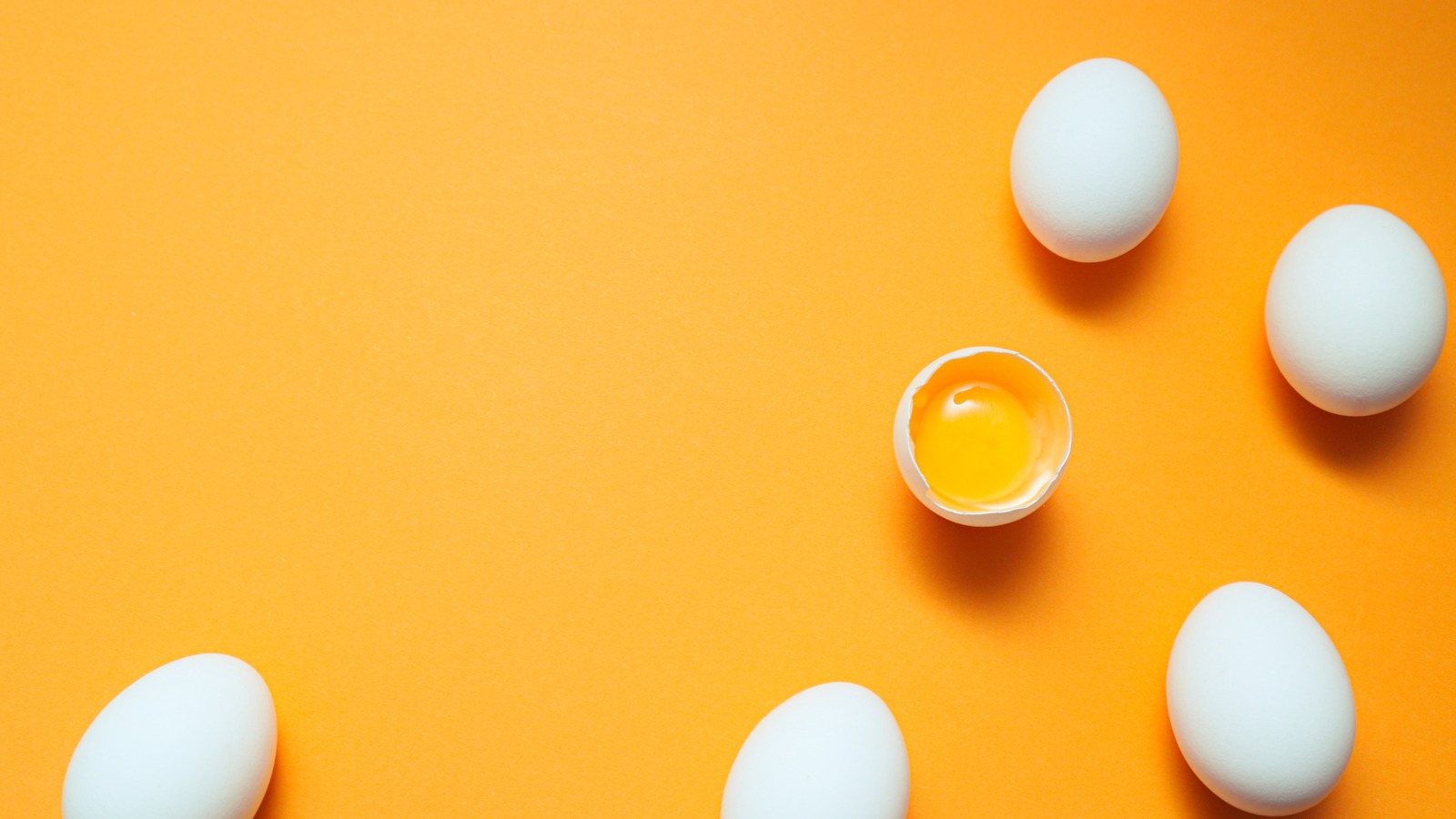 The Perfect Temperature To Deep Fry Eggs Without Breaking Them