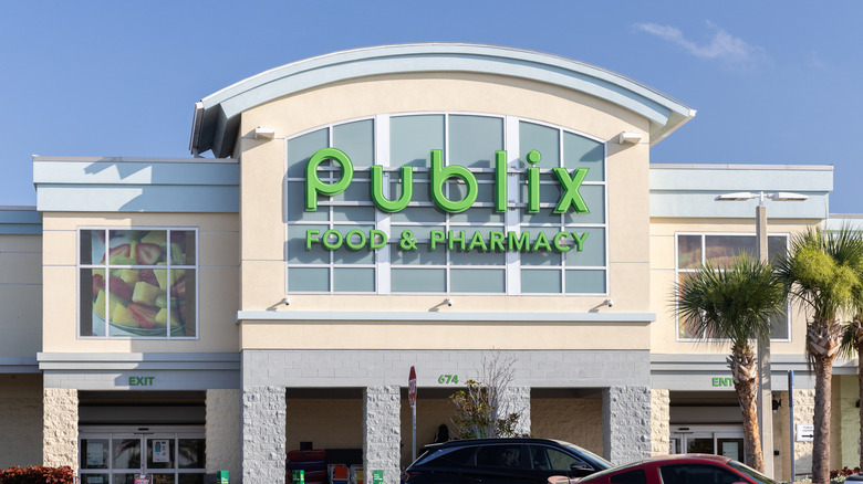 Publix storefront