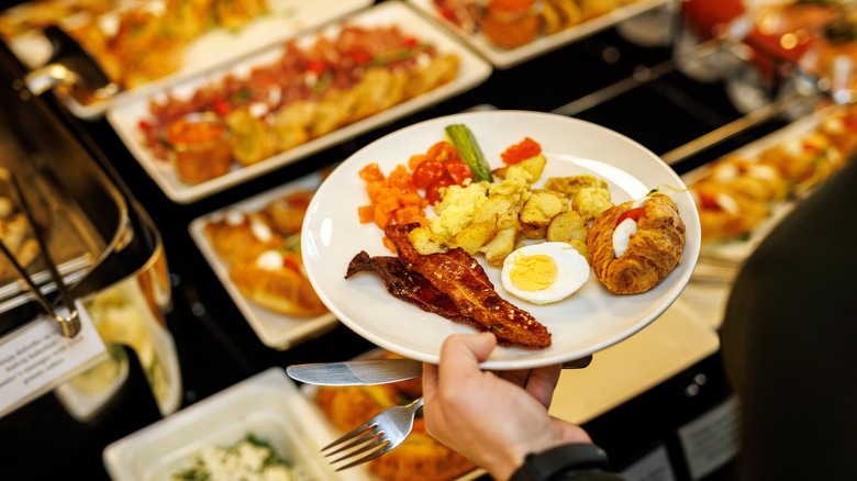 breakfast buffet