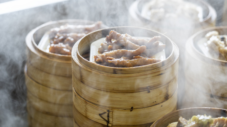 Variety of dim sums