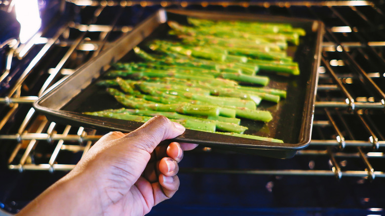 Asparagus on a broiling pan
