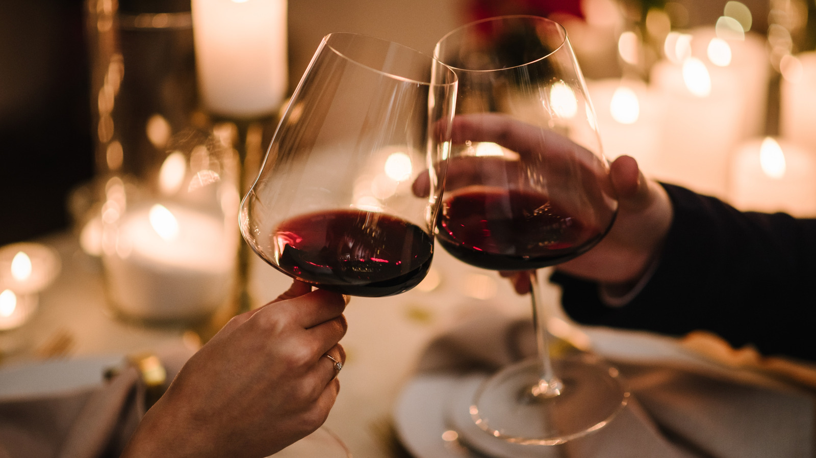 How to Drink Wine Like a Professional