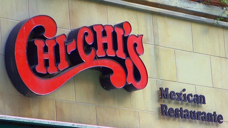 Chi-Chi's Mexican Restaurante exterior sign