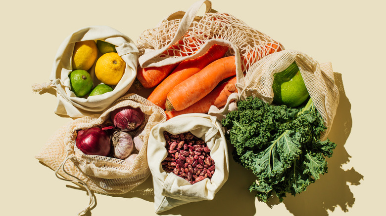 Reusable bags of produce