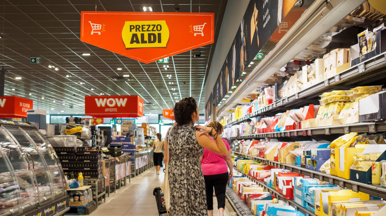 Aldi interior