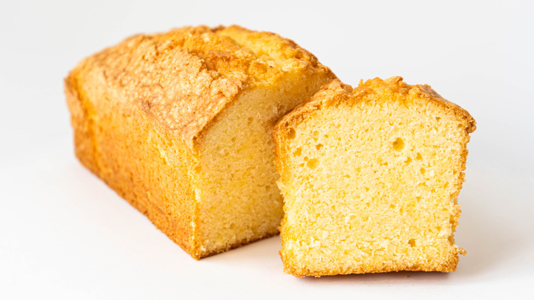 cut pound cake loaf