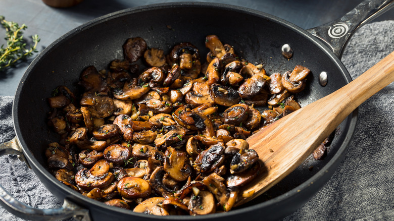 sautéed mushrooms