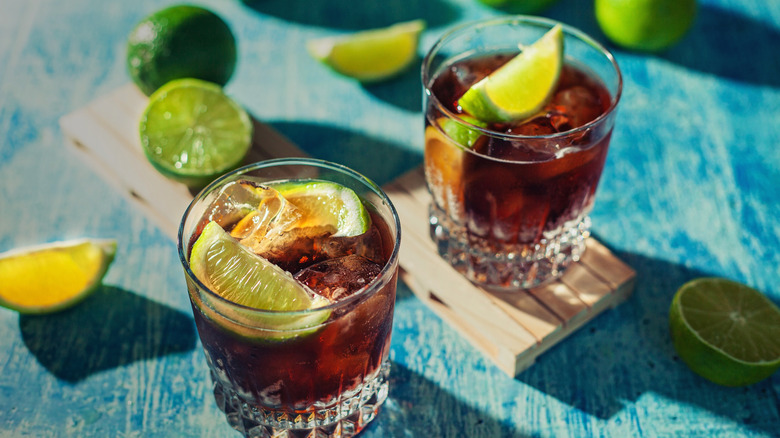 Rum and coke in glasses