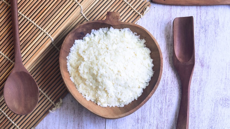 a bowl of instant mashed potato flakes