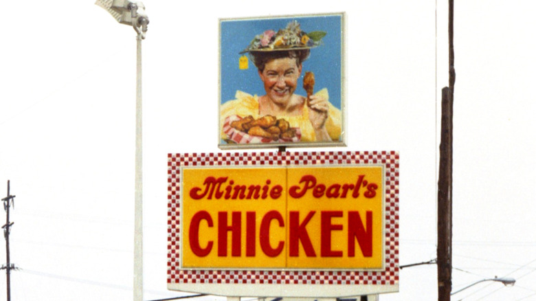 exterior building sign of Minnie Pearl's chicken