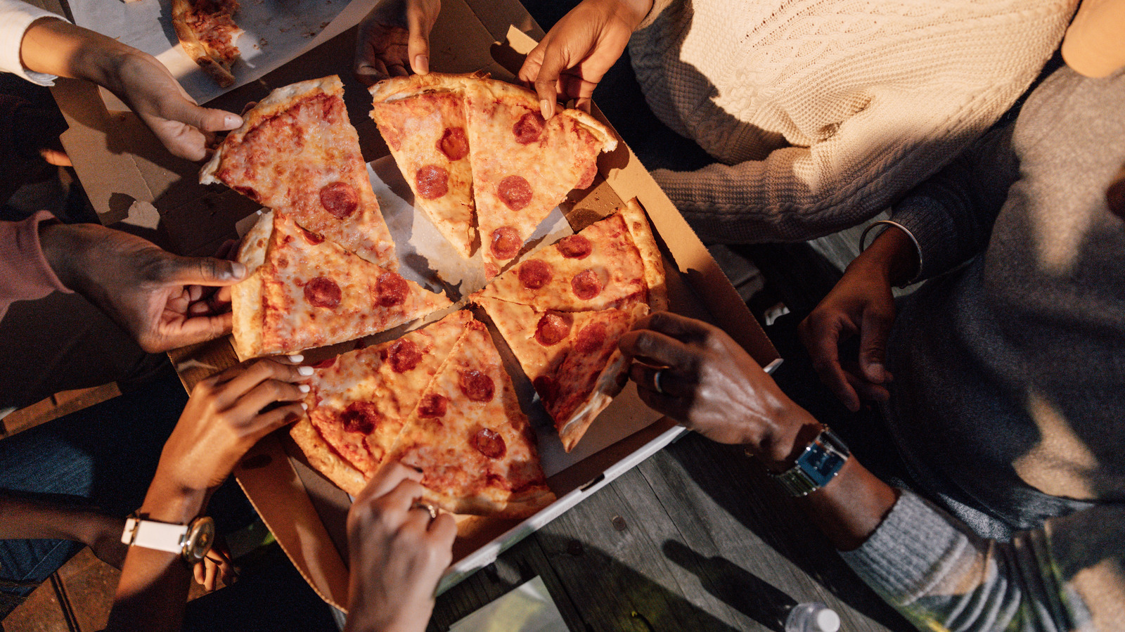 The World's Bestselling Pizza Chain In 2026 Isn't Pizza Hut Or Papa Johns