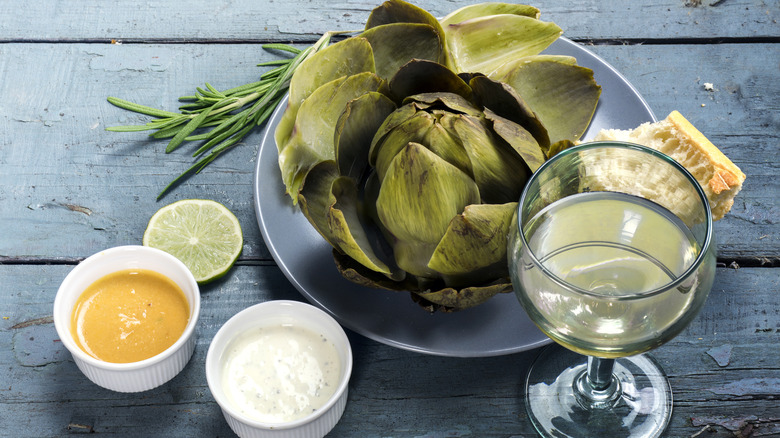 Artichoke with a glass of white wines