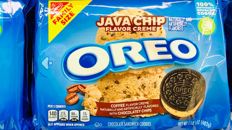 Java Chip Oreo package with coffee-flavored creme