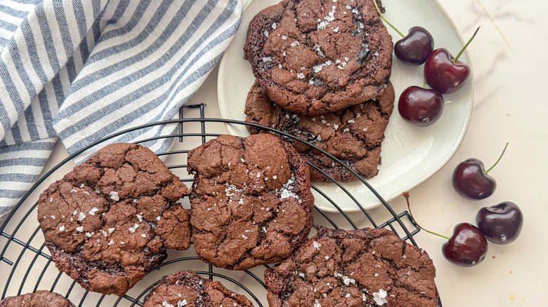 cookies on rack and plate