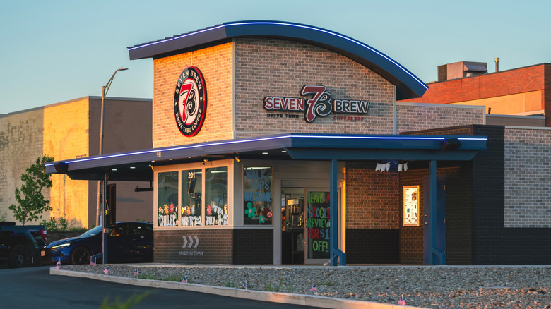 7 Brew coffee drive thru