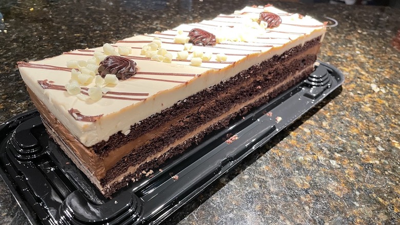 Costco's Mocha Crunch Bar cake