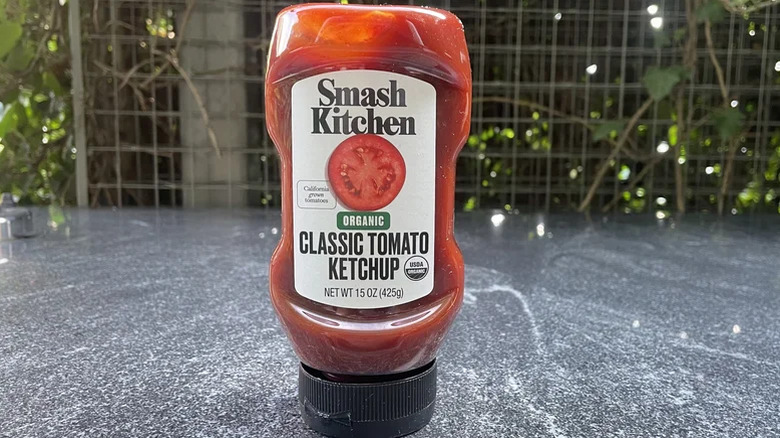 a bottle of smash kitchen classic tomato ketchup