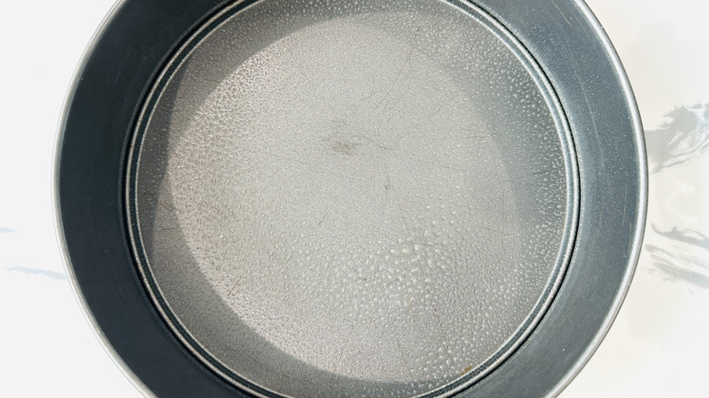 Greased springform pan