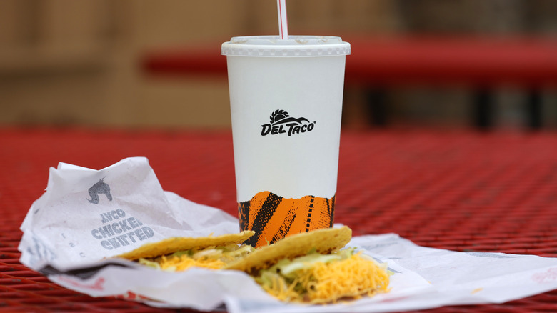 Del Taco exterior with sign
