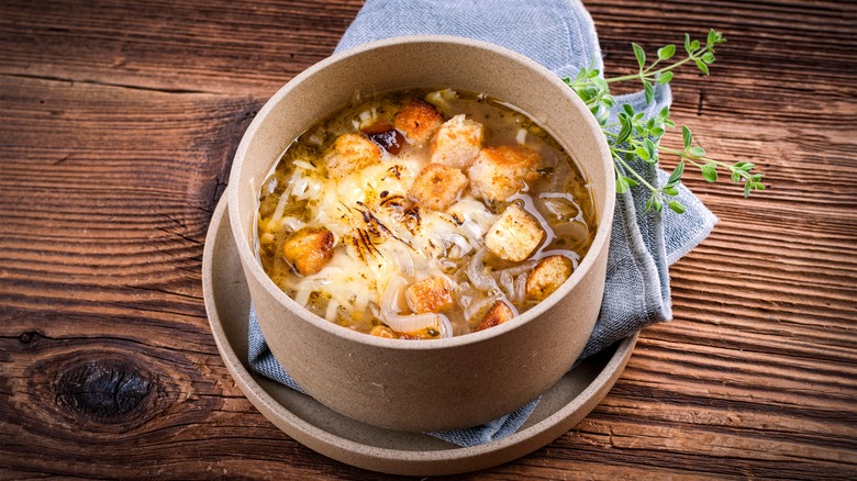 A bowl of perfectly made French onion soup.