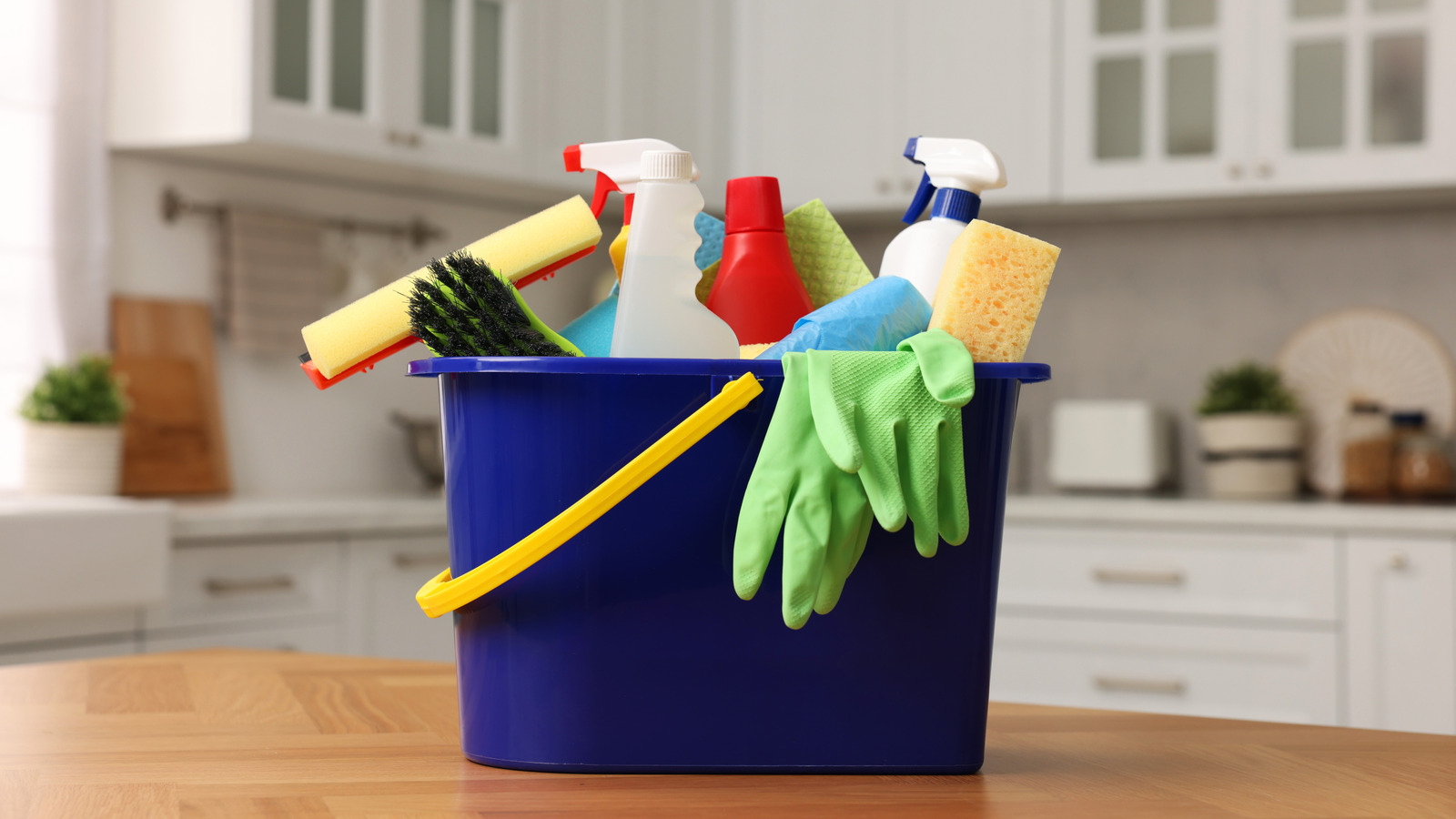 How to Sanitize Countertops After Meal Prep: Easy & Effective Tips