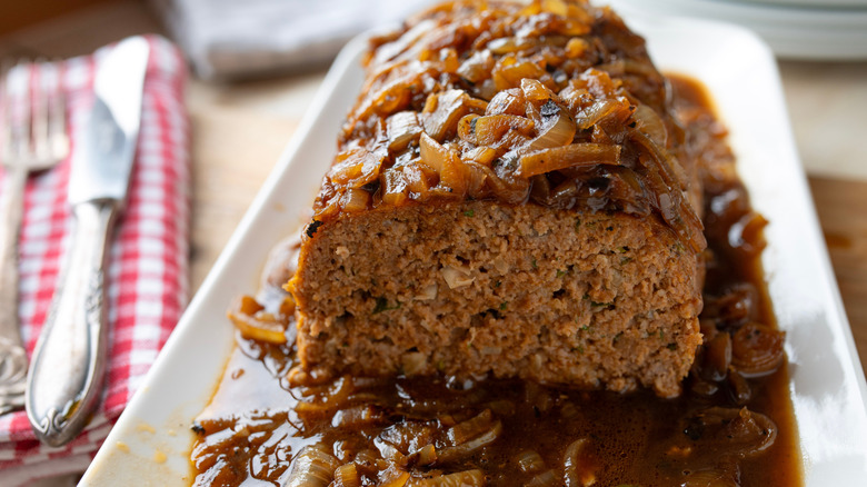 Plated meatloaf