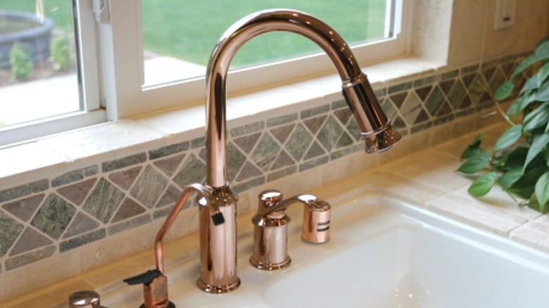 Chrome copper sink faucet