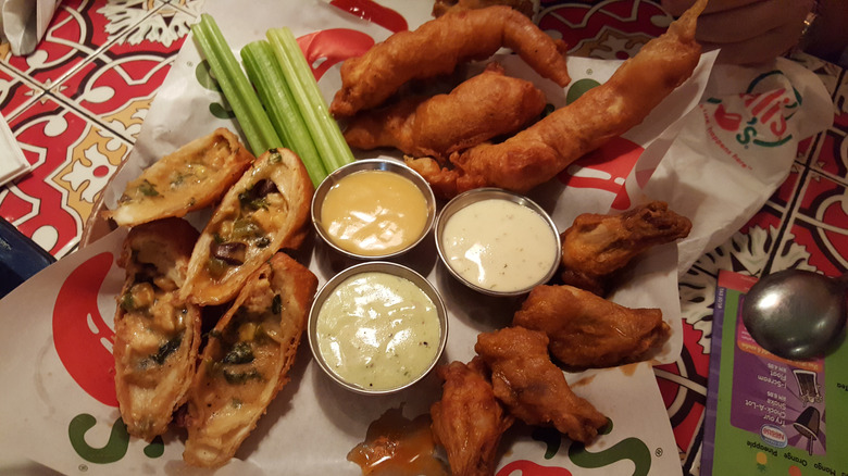 Chili's triple dipper