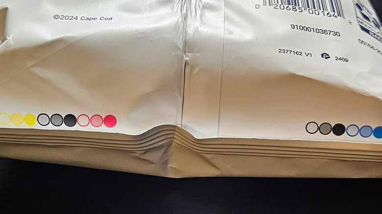 Color dots on a bag of Cape Cod Kettle Chips