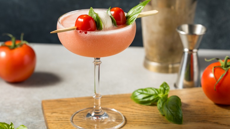 tomato basil caprese-style martini