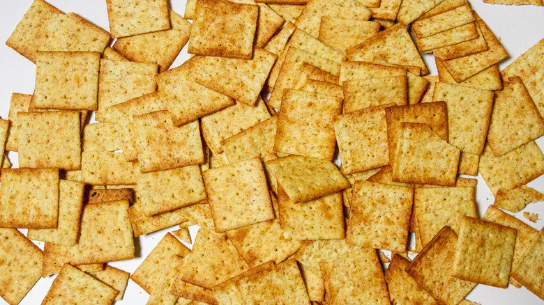 A pile of crackers