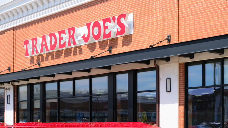 Trader Joe's exterior