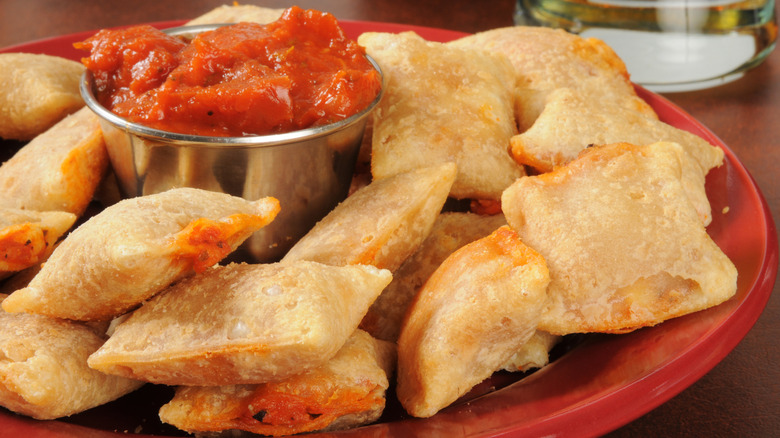 Totino's pizza rolls with sauce