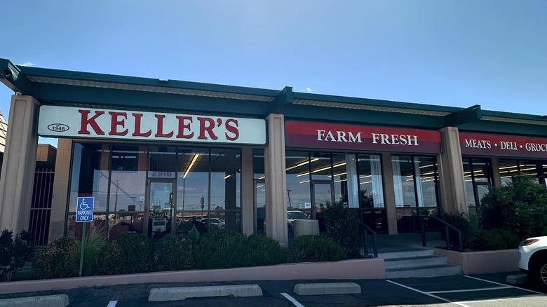 Exterior of Keller's Farm Store