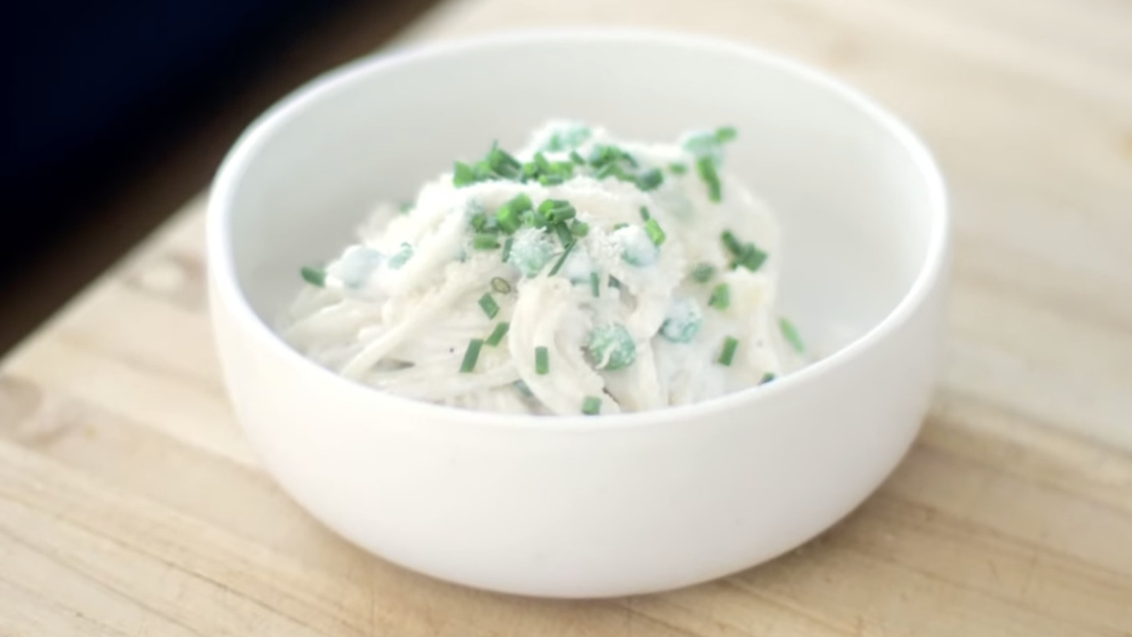 Use Cottage Cheese To Make A Light, Easy 'Alfredo' Sauce