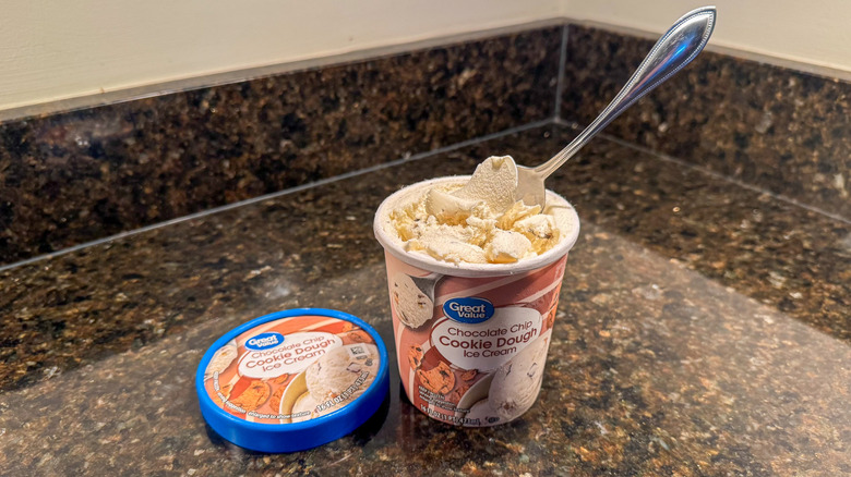 Chocolate chip cookie dough ice cream