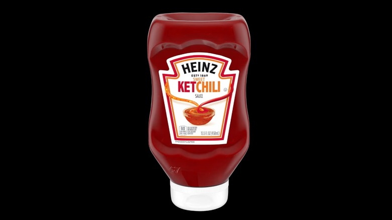 Bottle of Heinz Ketchili