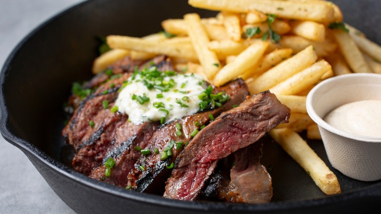 Steak frites in pan
