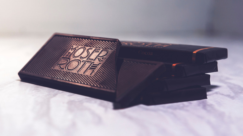 Moser-Roth chocolate bar.