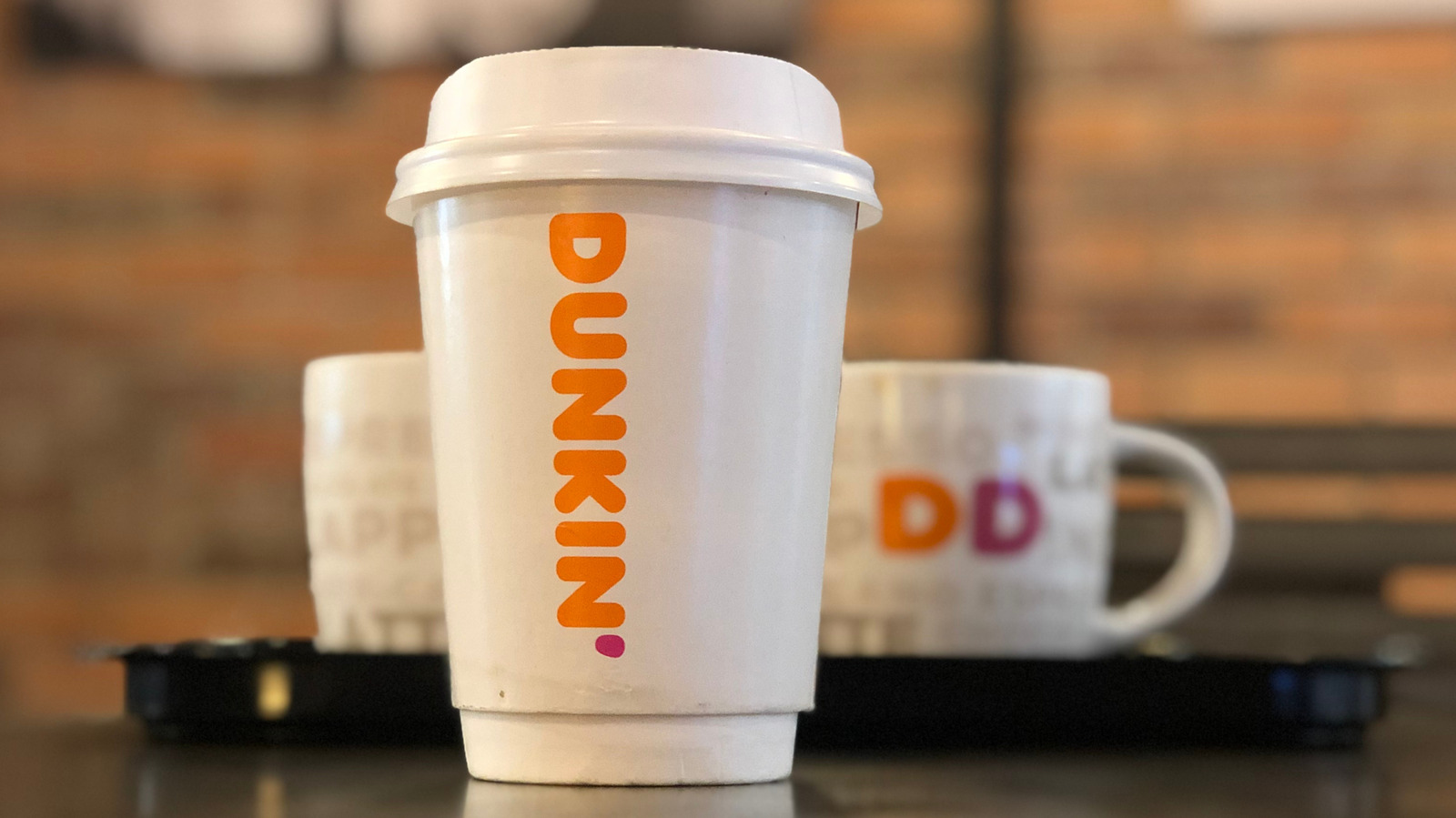 Welche Marke steckt hinter Dunkins Hafermilch?