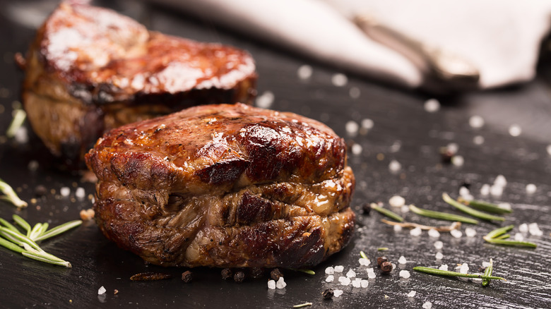 Filet mignons with rosemary, salt