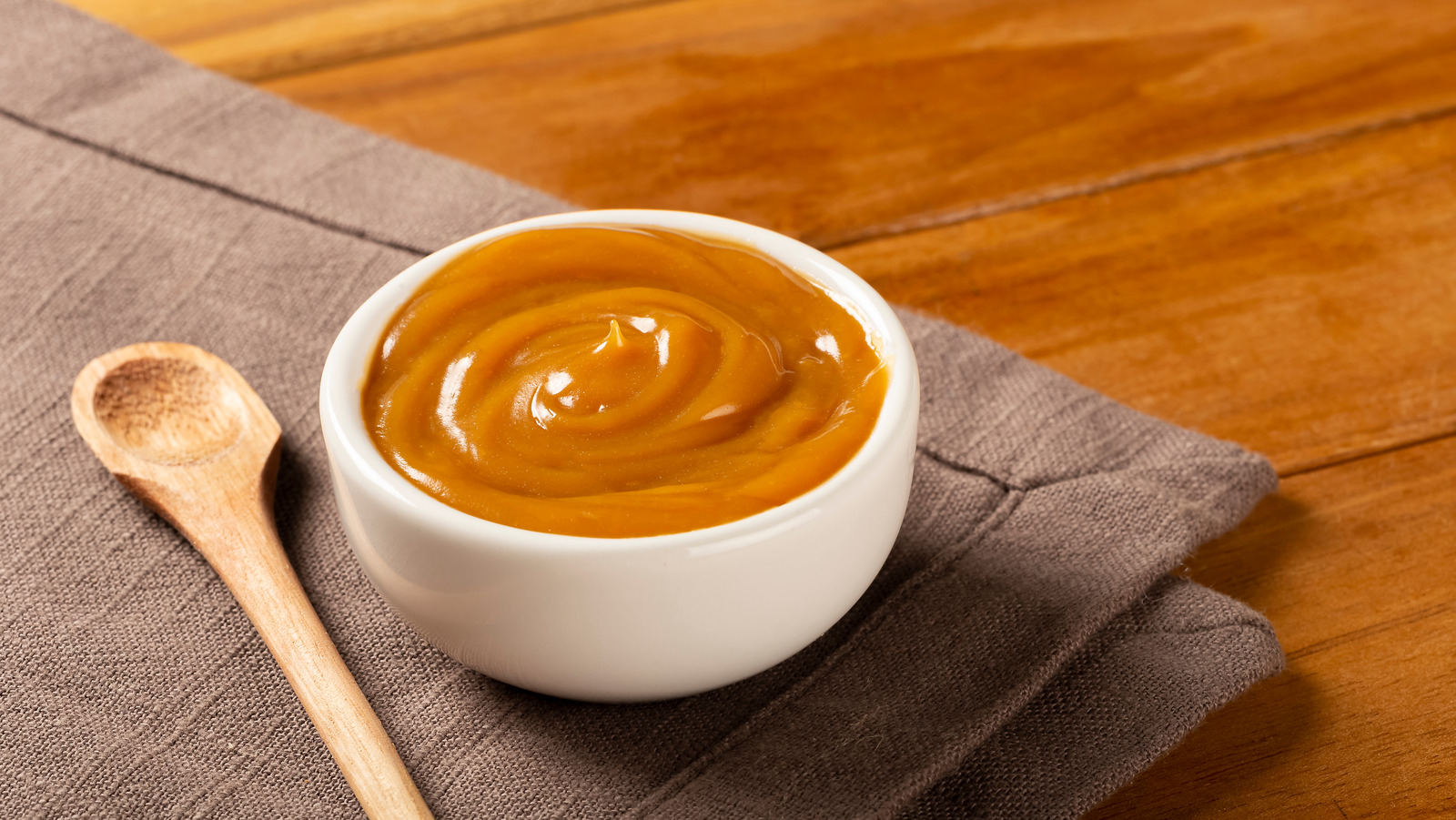 What Is The Difference Between Dulce De Leche And Caramel?